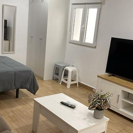 Rockside Residences Suites La Linea N3 La Línea de la Concepción Esterno foto