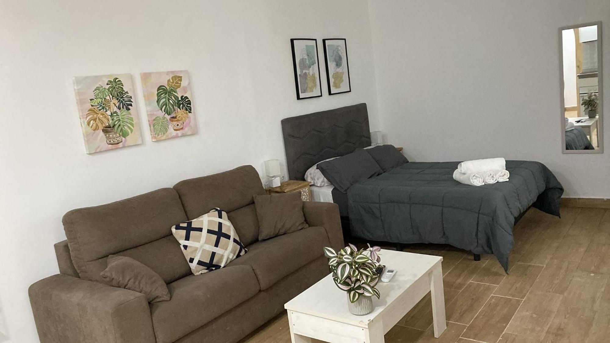 Rockside Residences Suites La Linea N3 La Línea de la Concepción Esterno foto